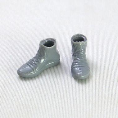 1/12の足もと　バッシュ / 株式会社ベル玩菓